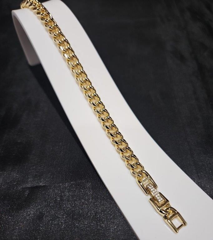 18K/Italy Gold Filled Bracelet -(stamped 18K/Italy)-Warranty Quality-Bonus