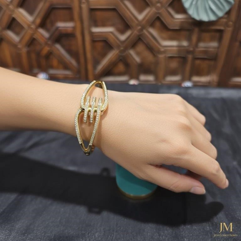 18K/Italy  Gold Filled Bangle -(stamped 18K/Italy)-Warranty Quality-Bonus