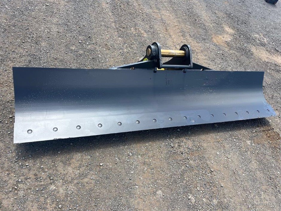 Grader Blade – to Suit 10-17T Excavator (Unused)