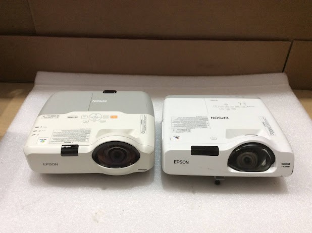 Epson EB-535W&EB-435W 3LCD Projector (Lot of 2)