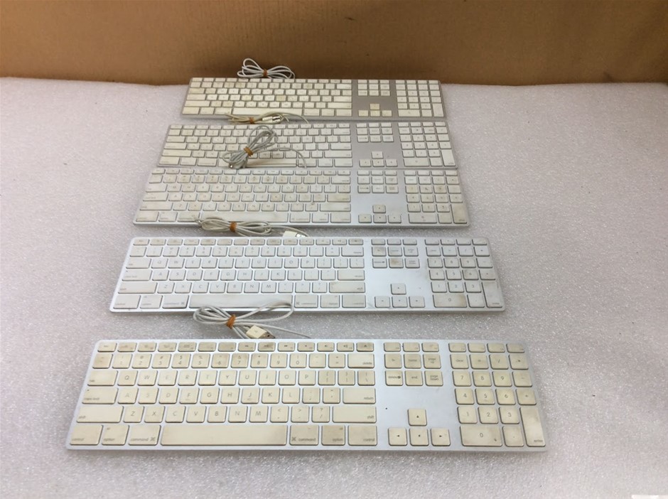 Apple A1243 full-size aluminum Keyboards (Lot of 4)