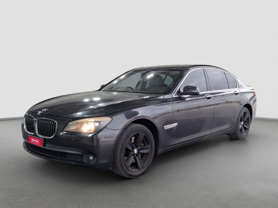 2009 BMW 7 Series 740i Petrol
