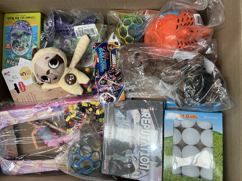 0207-5062777 · 17 x ASSORTED MIXED TOYS BUNDLE; Incl. Barbie, Bubble Gun, Golf balls & mor