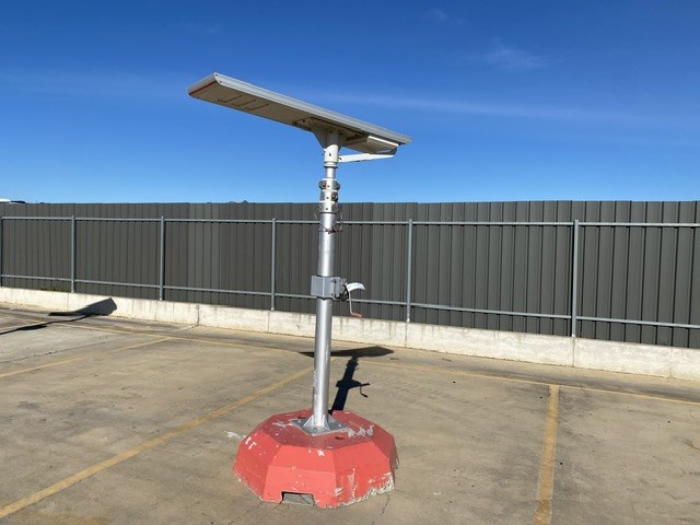 <p>All in One Solar Temporary Street Light </p>