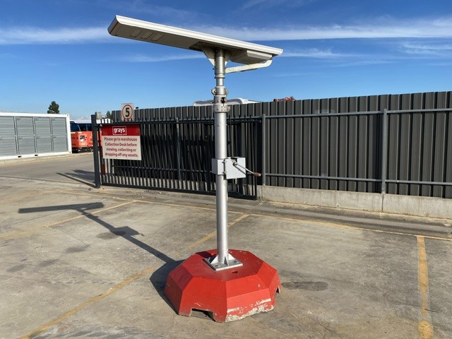 All in One Solar Temporary Street Light