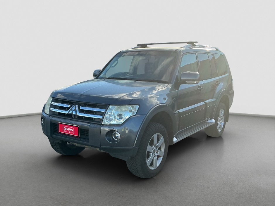 2006 Mitsubishi Pajero Exceed Petrol