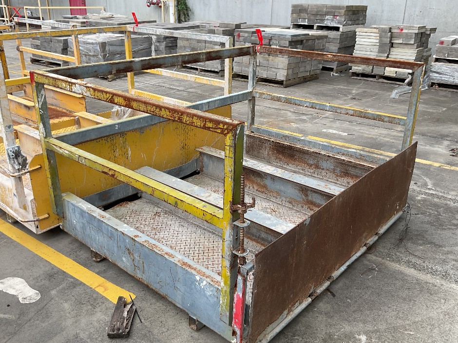 Waste Industries 6 Bin Rotator