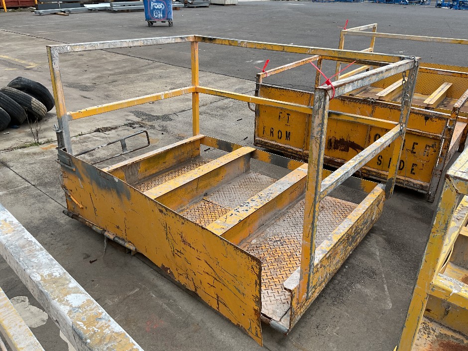 <p>Waste Industries 6 Bin Rotator</p>