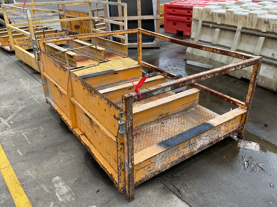 <p>Waste Industries 6 Bin Rotator</p>