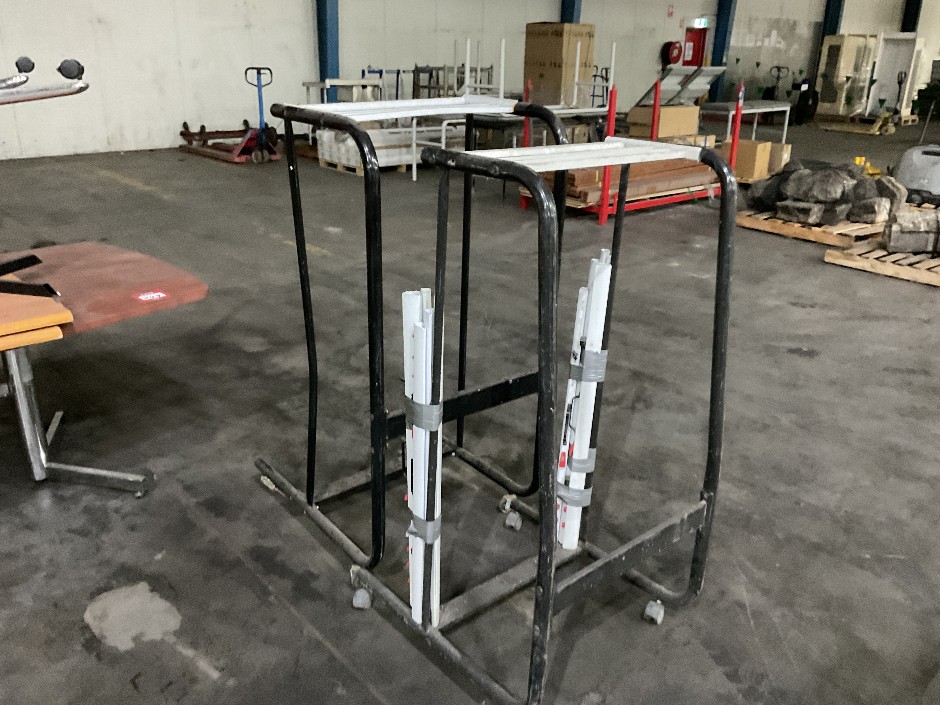 <p>Hang-A-Plan -Trolley x2</p>
