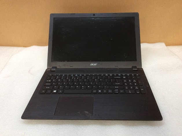 acer Aspire A351-31 Laptop celeron n 3450 4GBRAM/500GB Black