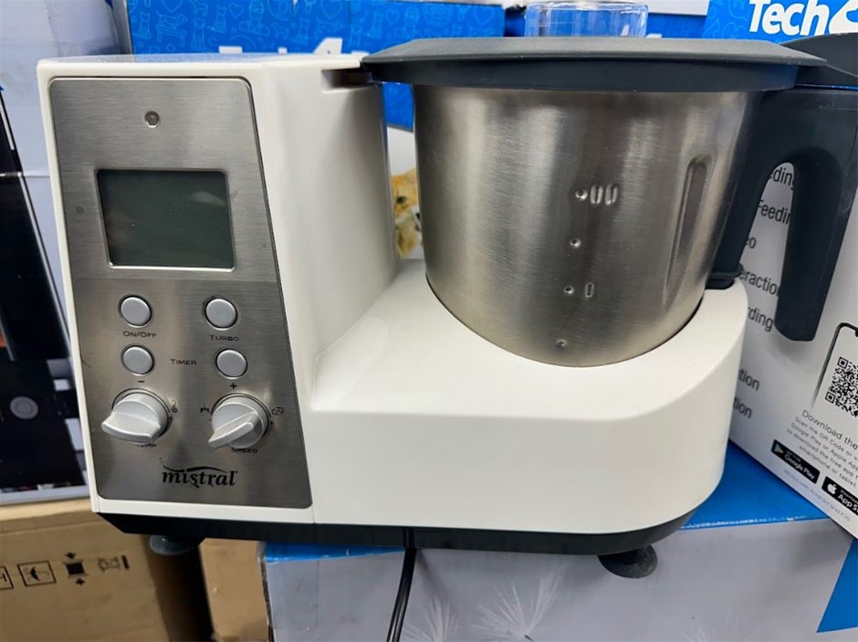 CLOSING DOWN SALE: Mistral Professional Kitchen Machine