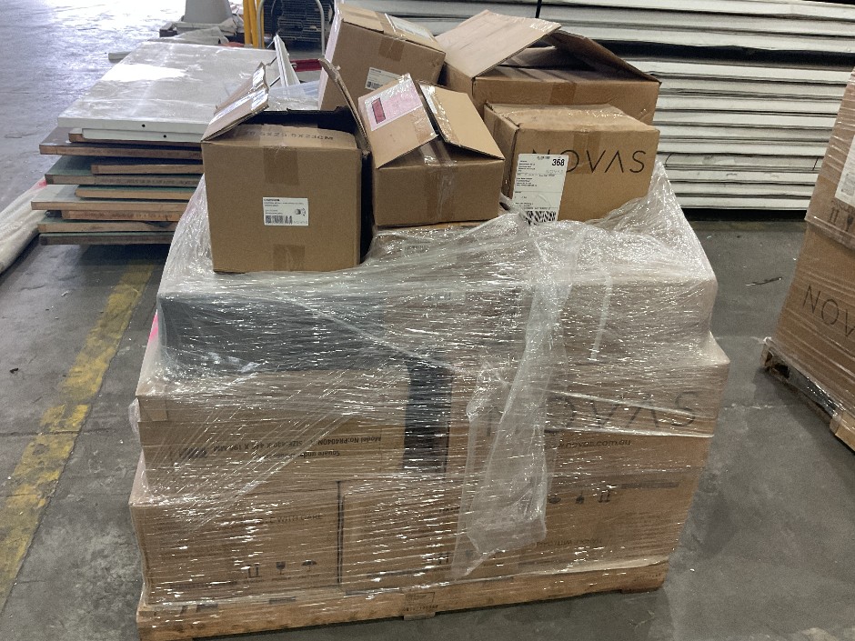 Pallet of Assorted Bathroom Fitting
