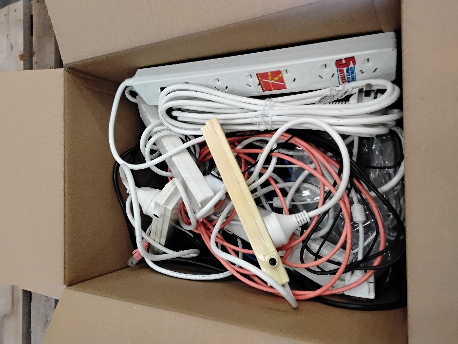 <p>Mixed IT cabling</p>