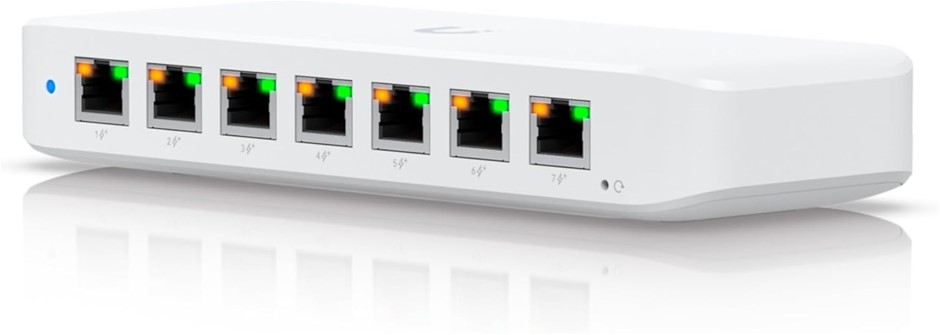 Ubiquiti Ultra 210W Compact 8-Port Layer 2 GbE PoE Switch. NB: Minor Use, M