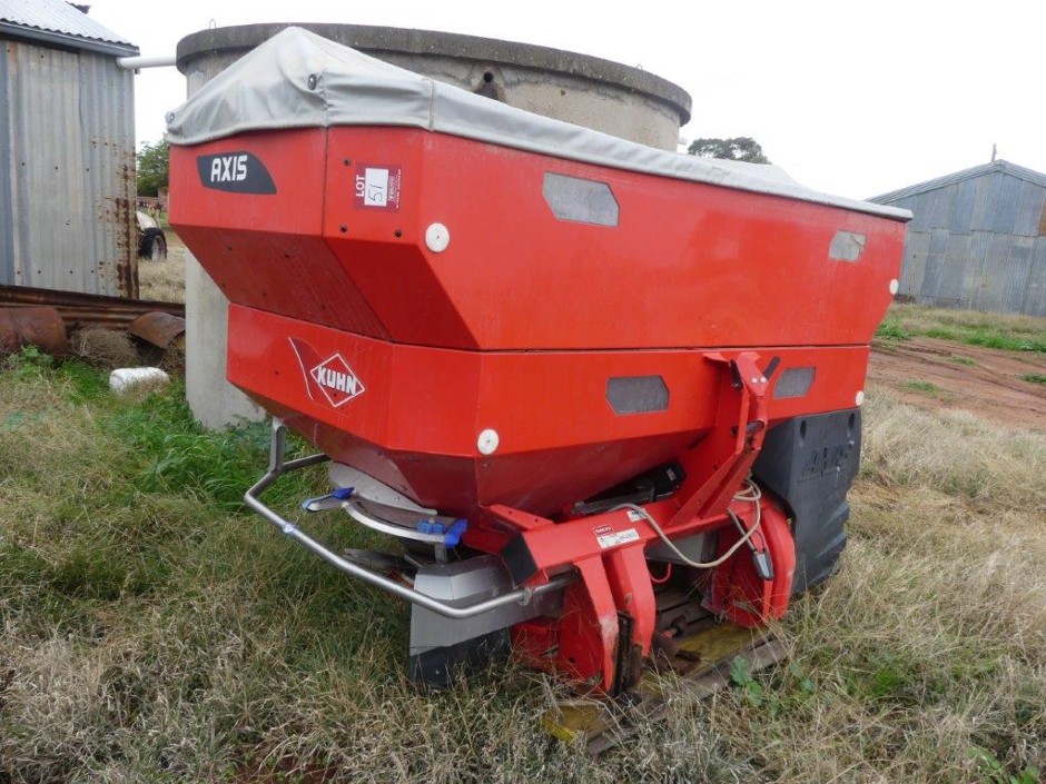 Kuhn  Axis - M - 30.2