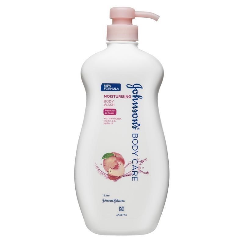 3 x JOHNSON'S Body Care Moisturising Body Wash w/ Shea Butter, Vitamin E &