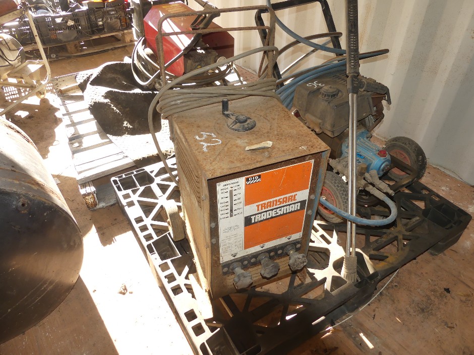 CIG Transarc tradesman Arc Welder