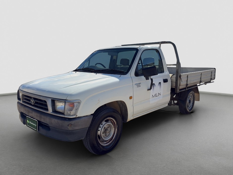 2001 Toyota Hilux Workmate Petrol