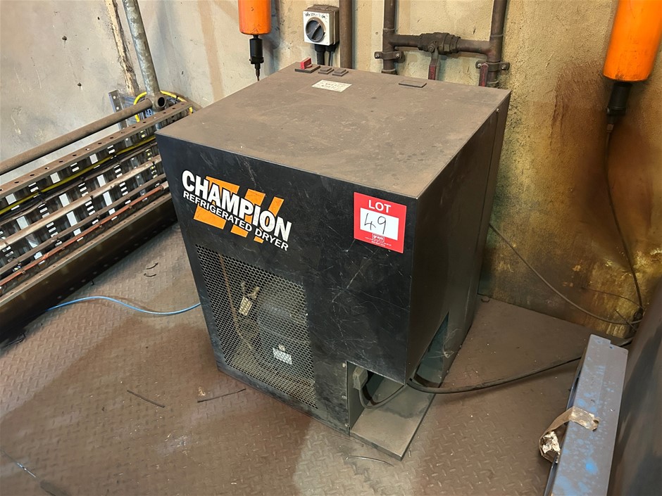 2004 Champion CRD080 Air Dryer with Air line and Regulator