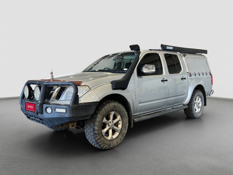 0002-23500755 · 2011 Nissan Navara ST-X 550 Diesel