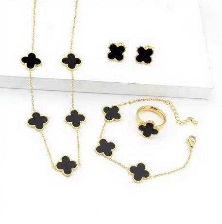 6-Piece Jewellery Set.Watch, Necklace, Bracelet, Ring & Earrings(Gift Box