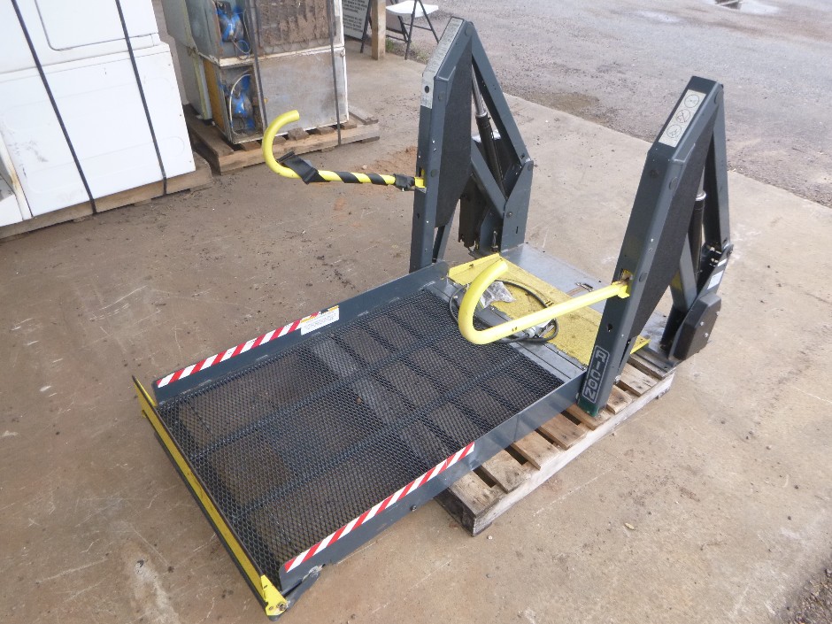 <p>Ricon Wheel Chair Lift</p>