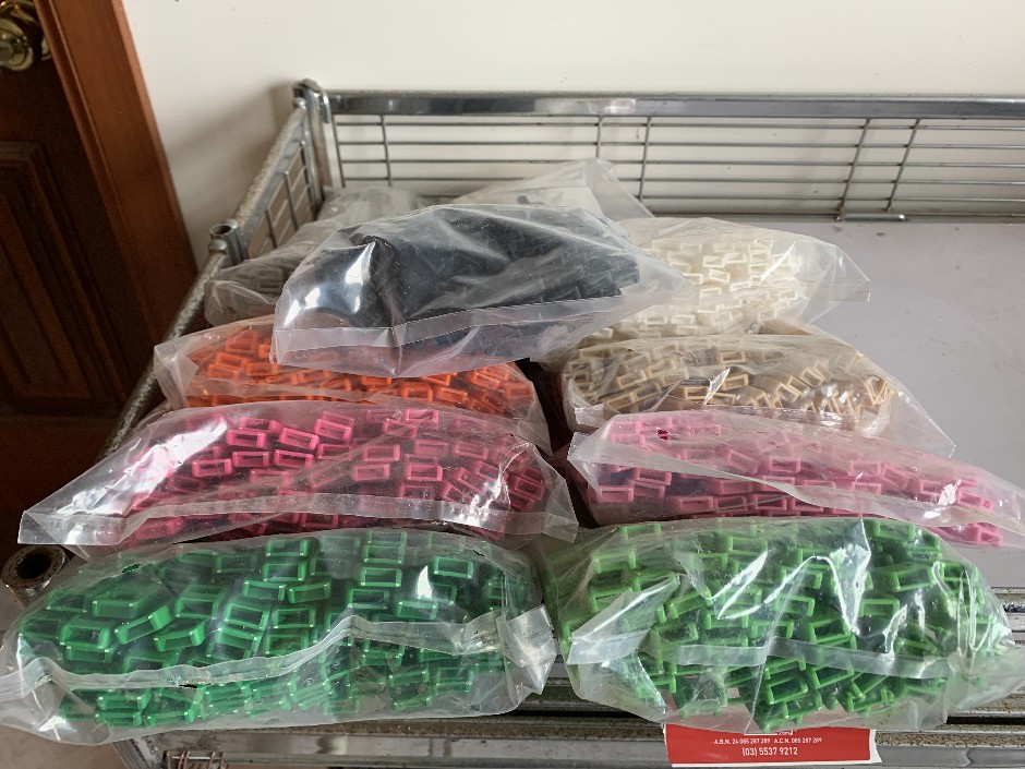 <p>9 x Packets of Nylon Cable Ties, 10mm x 400mm (Unused)</p>