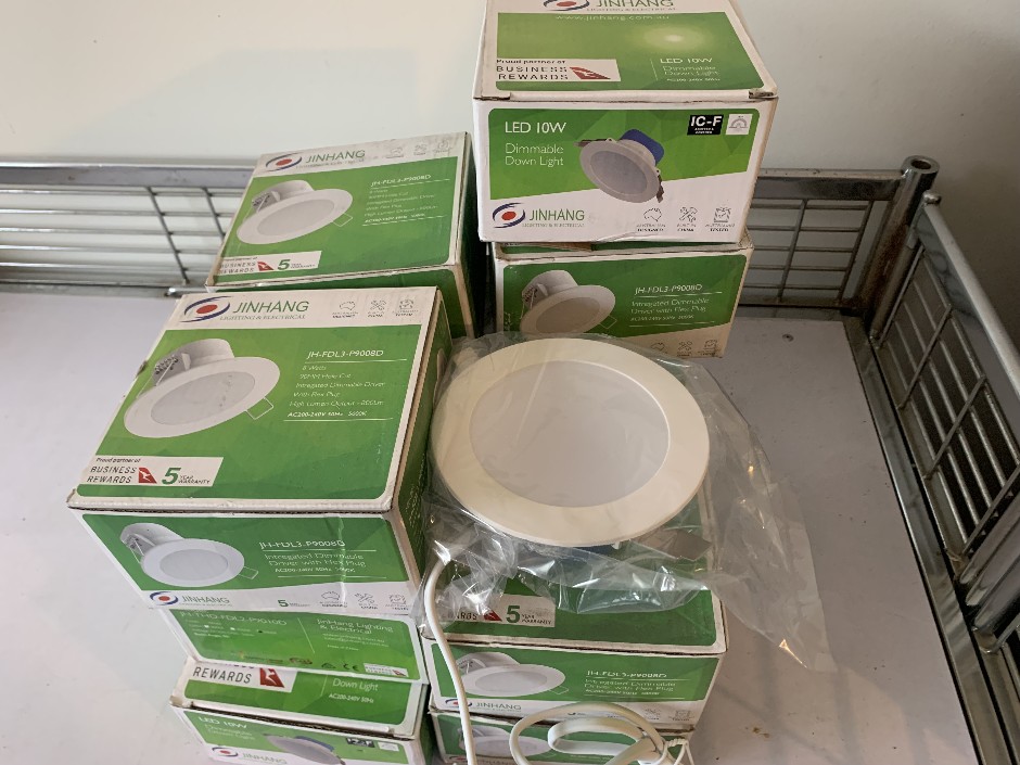 <p>12 x Jinhang LED Down Lights, 10W (Unused)</p>