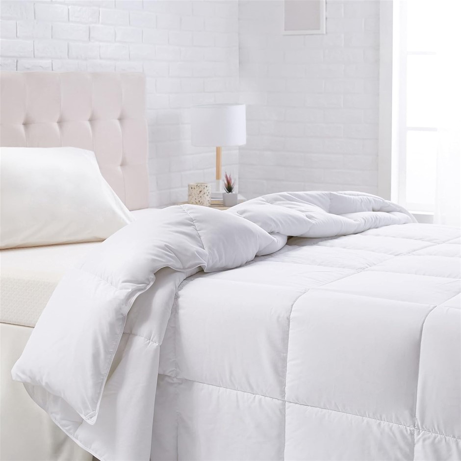 AMAZON BASICS Down Alternative Bedding Comforter Duvet Insert - Full / Quee