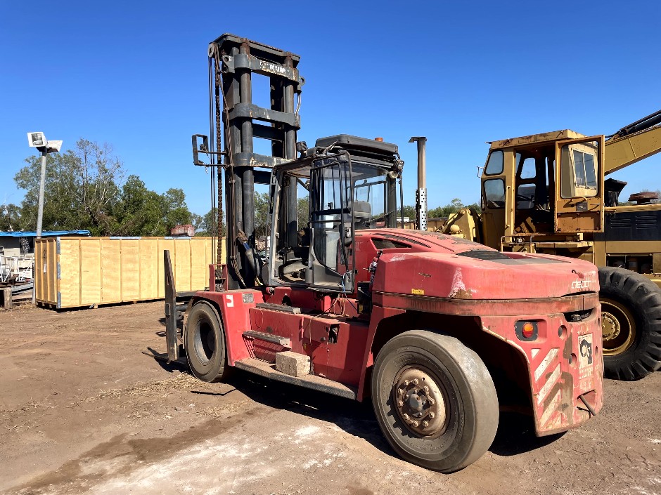 2013 Kalmar DCG160-9 Diesel Heavy Duty Forklift