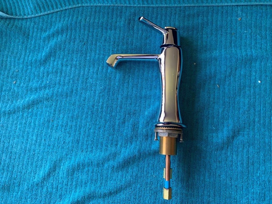 1 x Simply Inspiring Basin Mixing Tap (Unused)