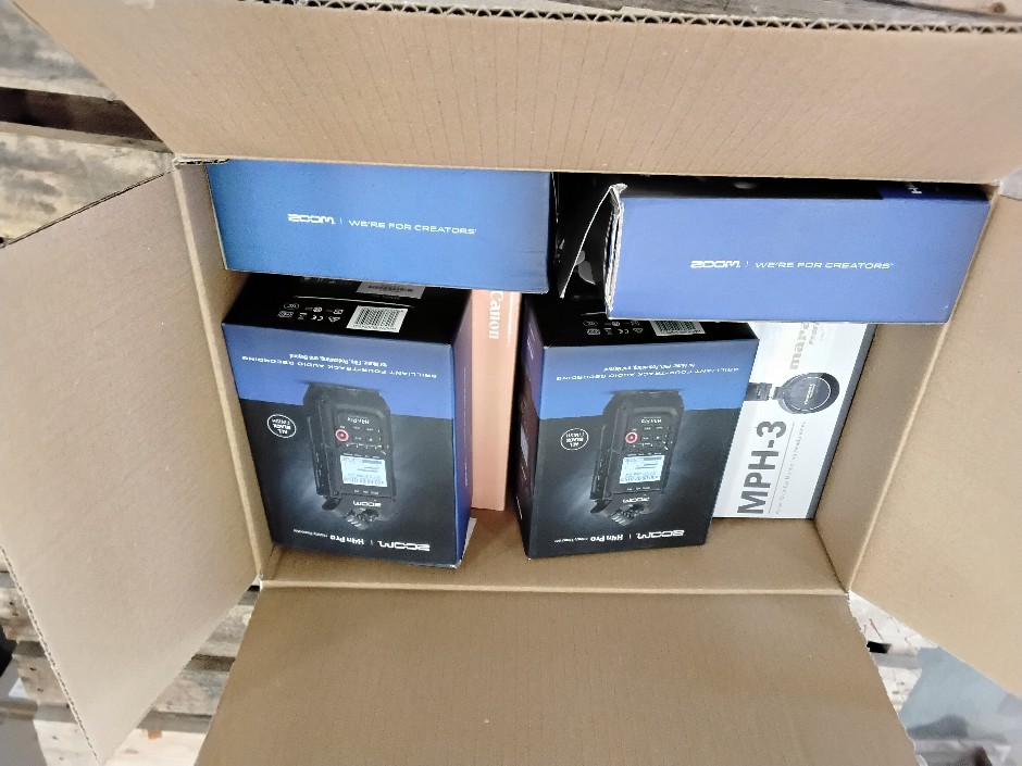 Zoom Brand Voice Recorders, Digital Camera & Various Headphones