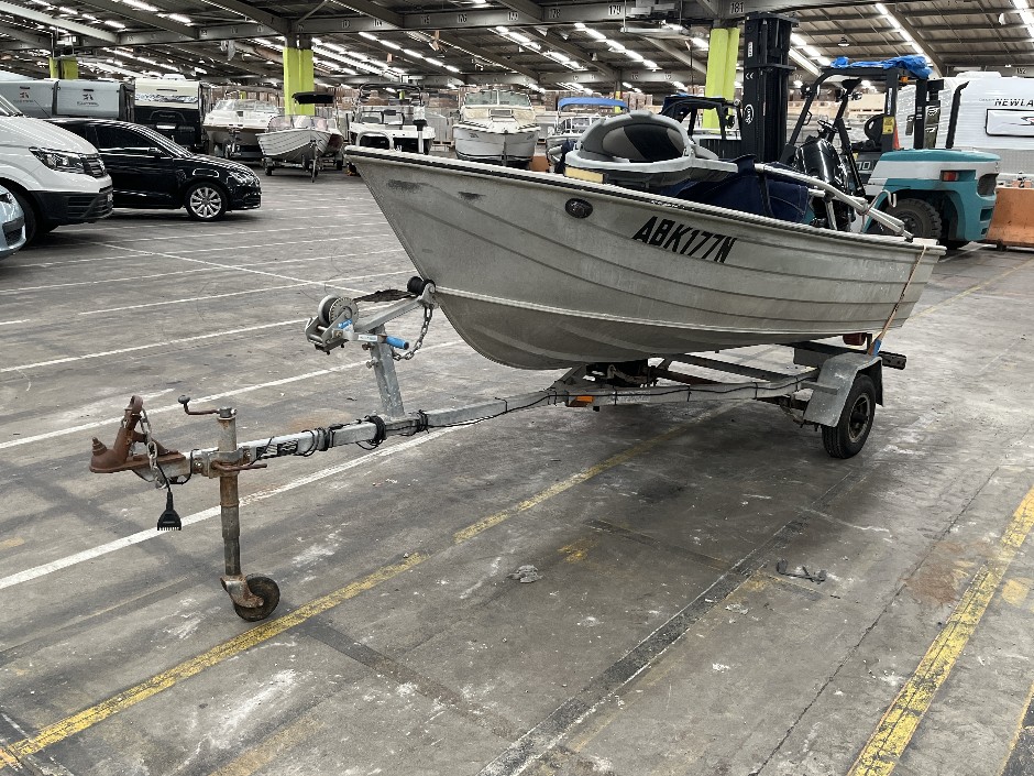 <p>Stessl Open Runabout Boat</p>