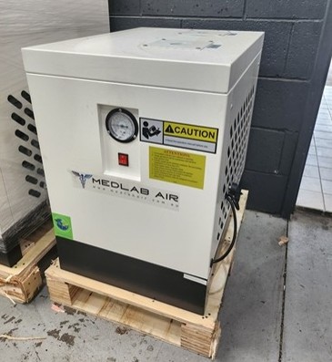 <p>MedLab Refrigerated Air Dryer - Unused</p>