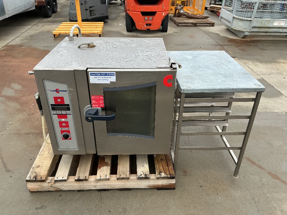 S/S Commercial Steam Oven & S/S Prep Bench