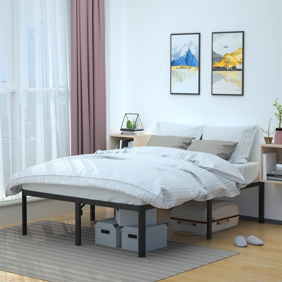 AMAZON BASICS Sturdy Heavy-Duty Non-Slip Platform Bed Frame, King Size, Sto