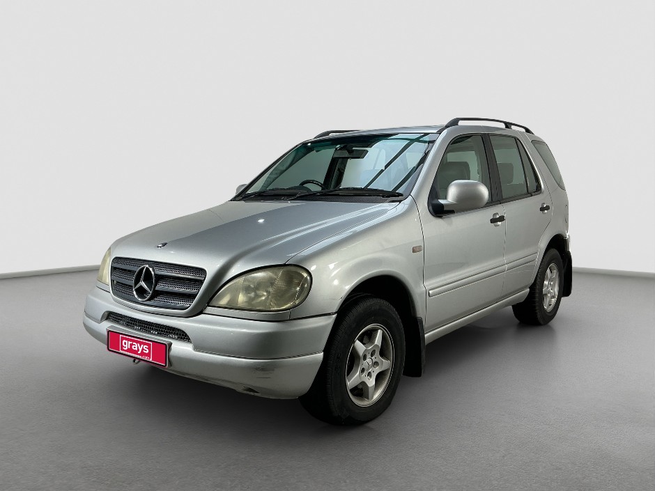 2001 Mercedes-Benz M-Class ML270 Diesel