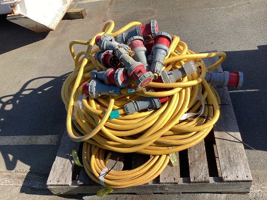 Qty Heavy Duty Industrial 3 Phase Extension Leads x 1 Pallet