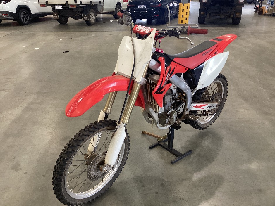 <p>Honda CRF 450</p>
