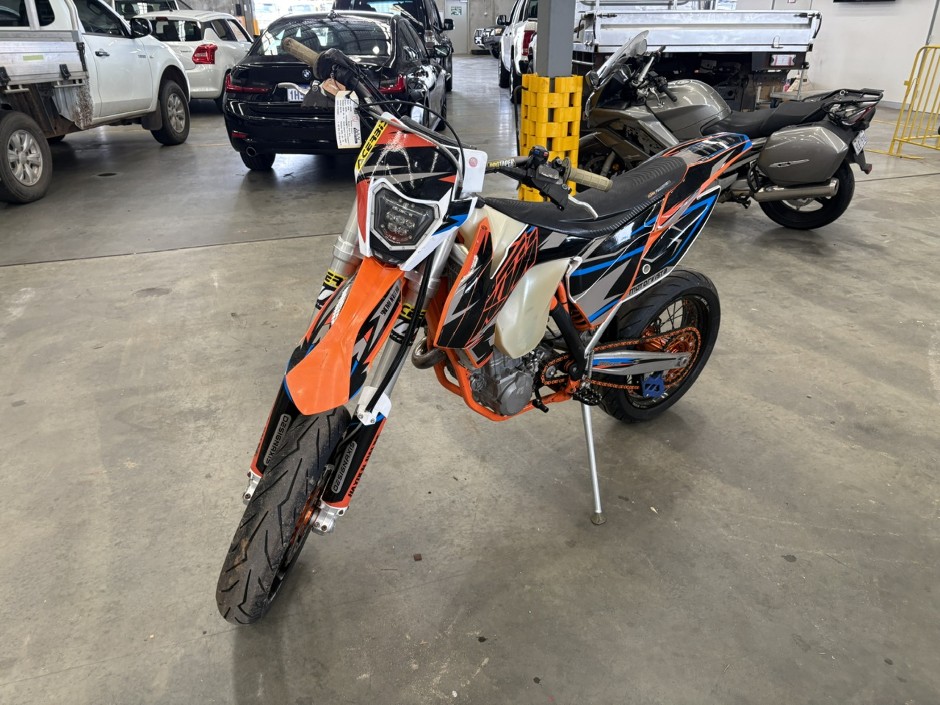 <p>2008 KTM 450 Motorcycle</p>