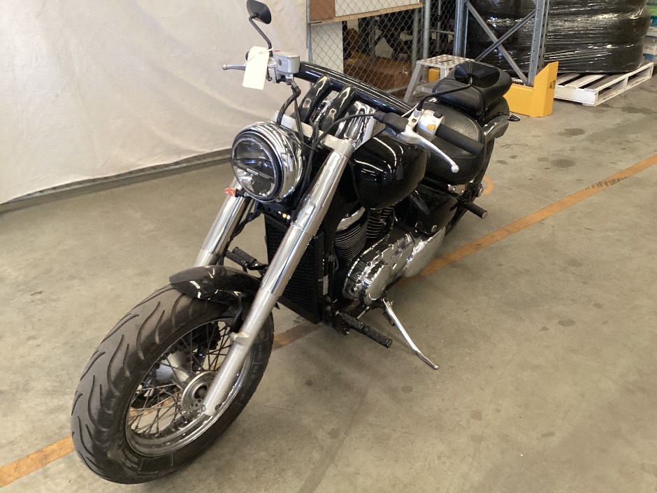 <p>2008 Suzuki Vl800 Cruiser Motorcycle Petrol</p>