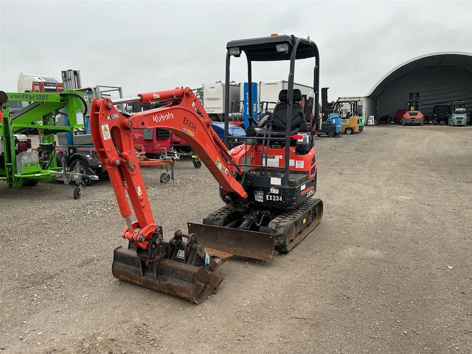 <p>Kubota U17 Mini Excavator</p>
