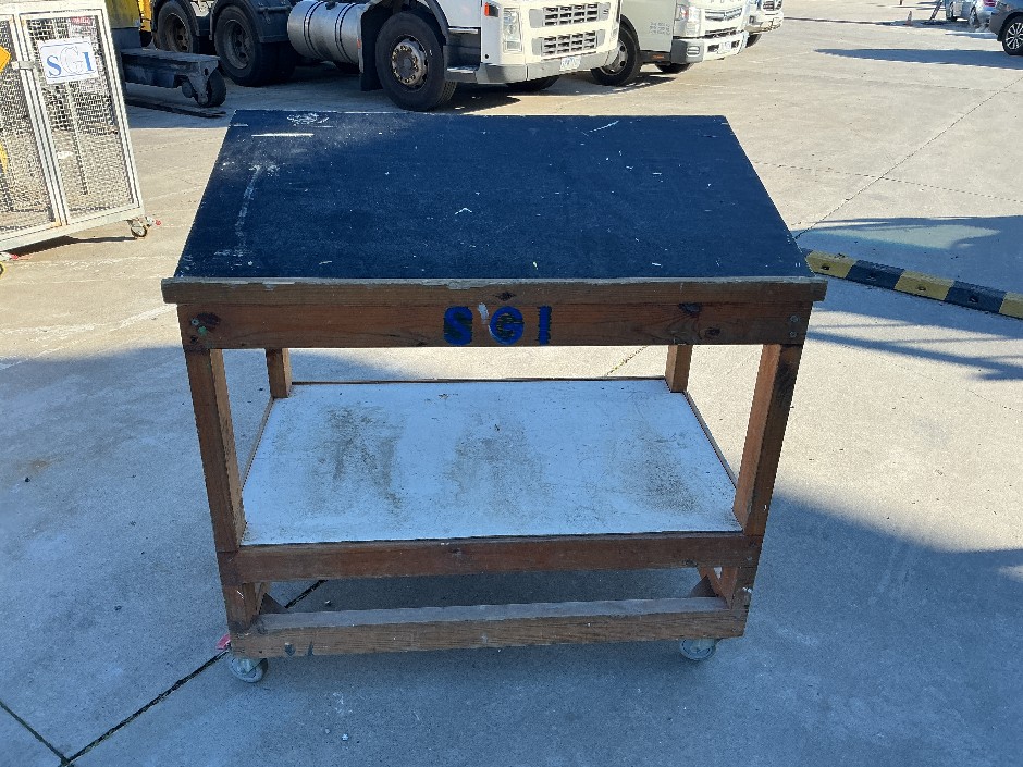 <p>1 x Timber Work Bench on Casters</p>