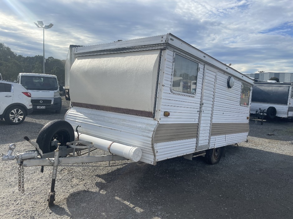 VIC - Cabana Caravan