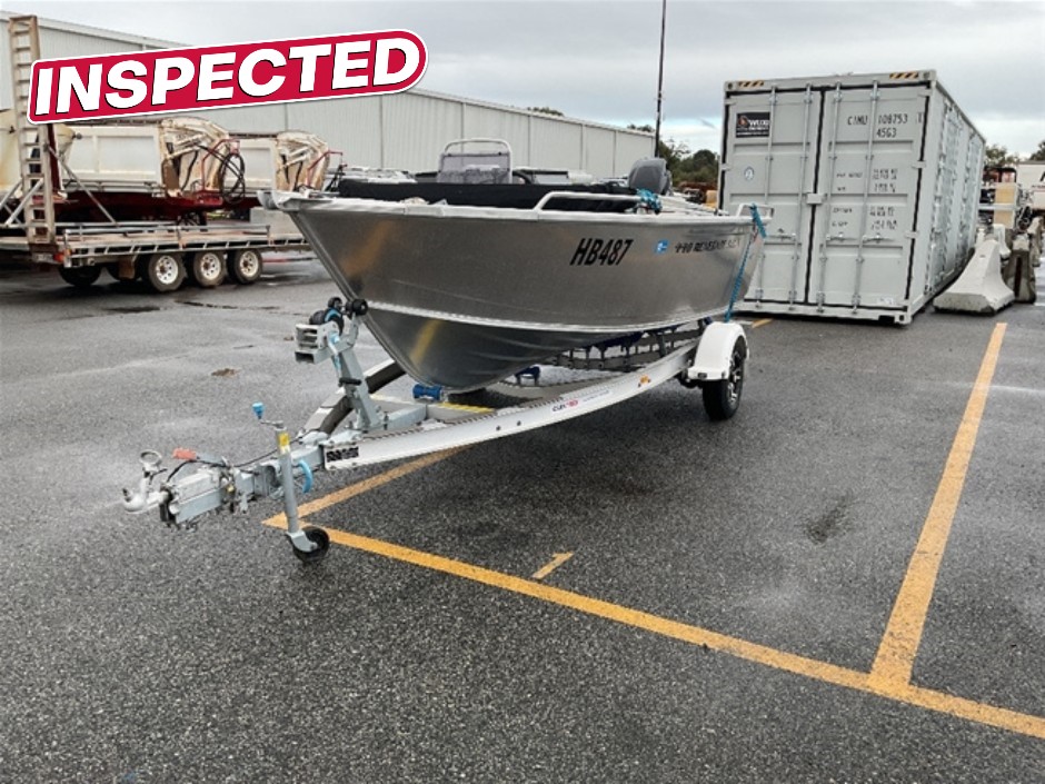 WA Quintrex 440 RENECADE S.C.