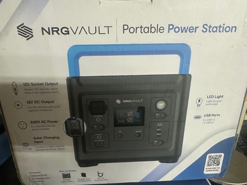 CLOSING DOWN SALE: Portable Power Station