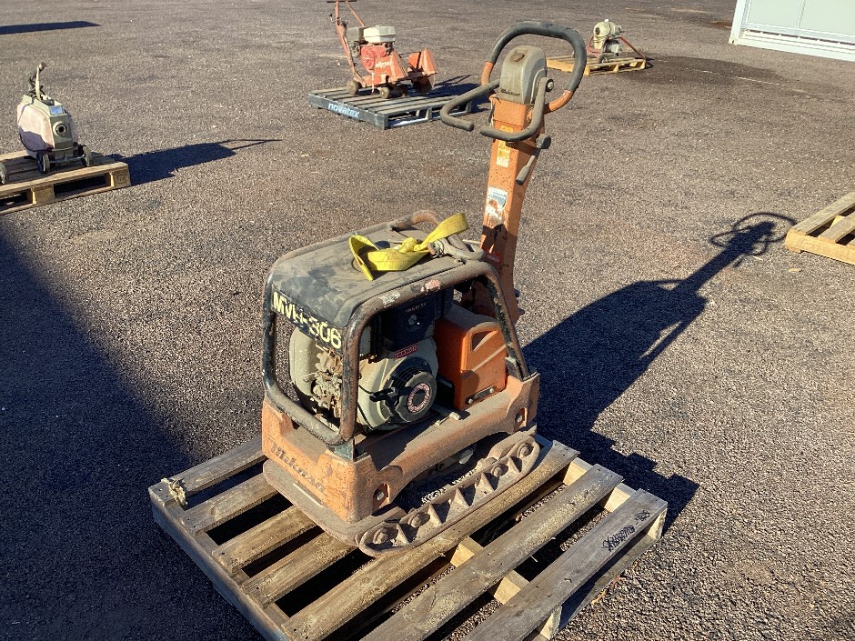 <p>Mikasa MVH-306  reversible plate compactor Yanmar Diesel</p>