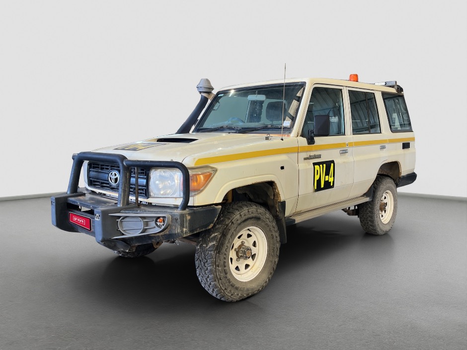 2015 Toyota Landcruiser Workmate Diesel (Ex Mine Vehicle)