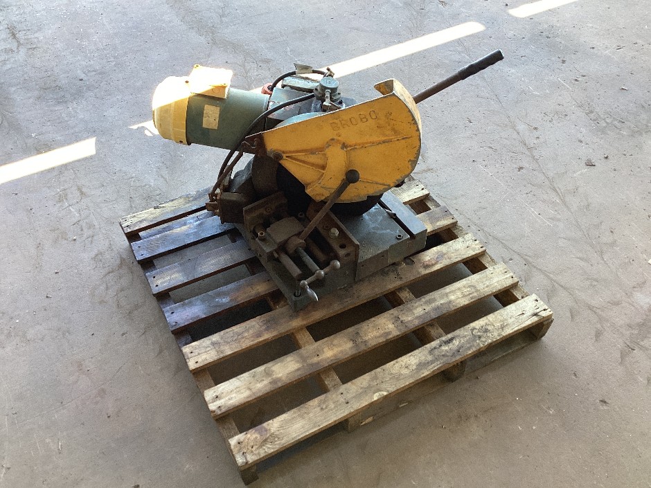 BROBO Saw S400B and Work Bench